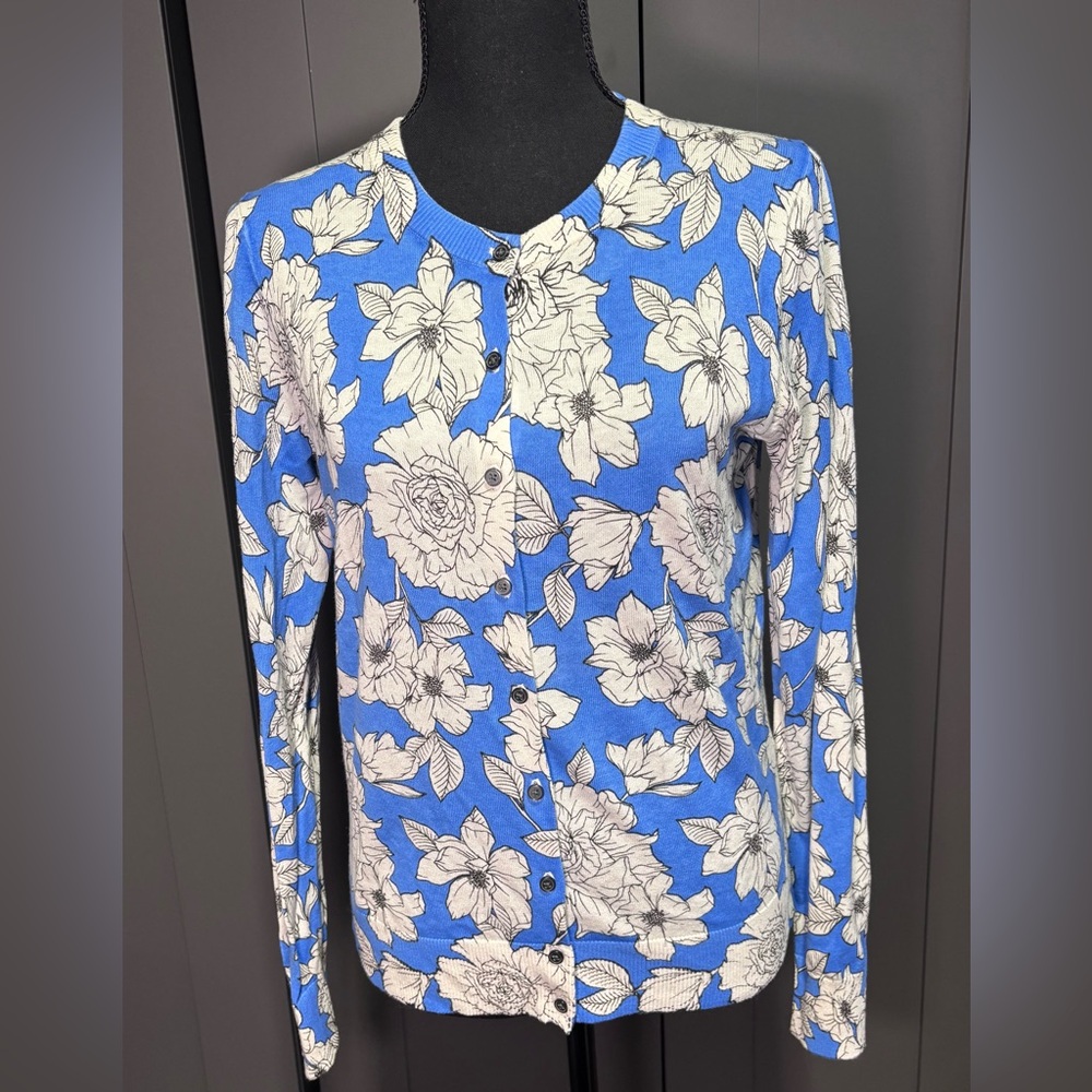Banana Republic Blue and White Floral Cardigan